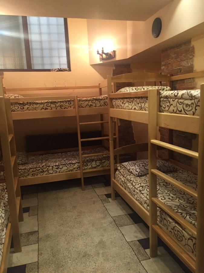 Best Hostel Republic Square Erivan Dış mekan fotoğraf