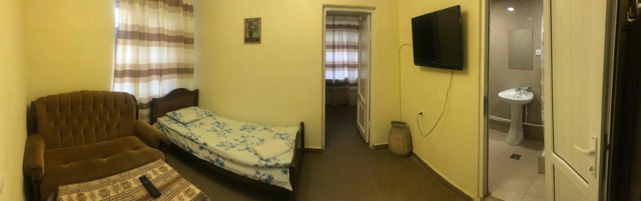 Best Hostel Republic Square Erivan Dış mekan fotoğraf