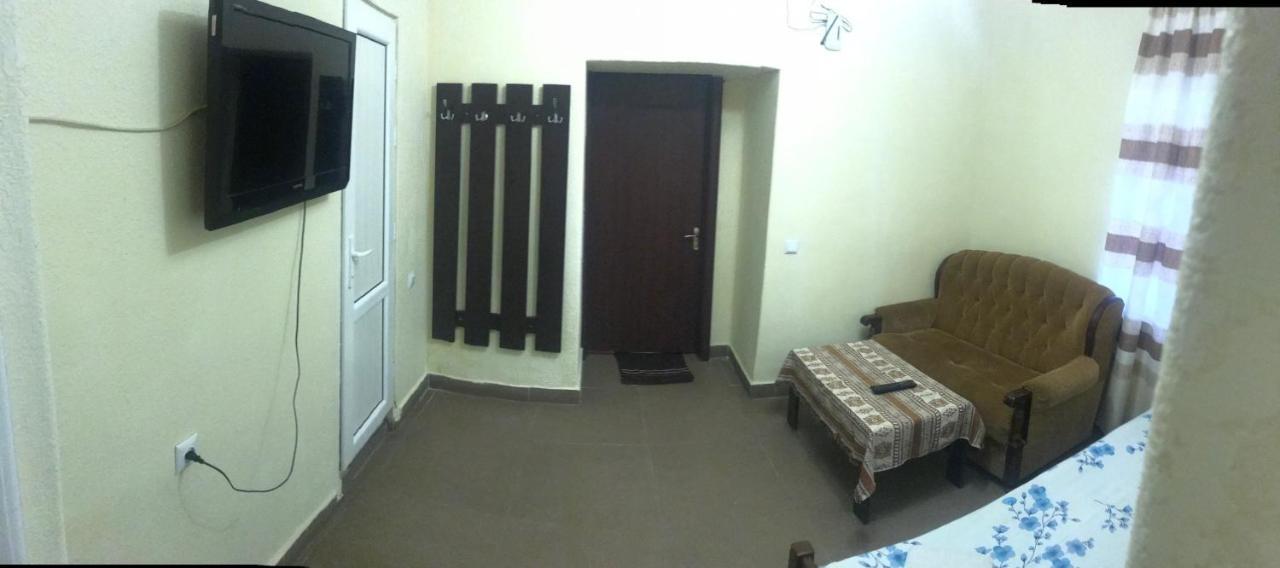 Best Hostel Republic Square Erivan Dış mekan fotoğraf