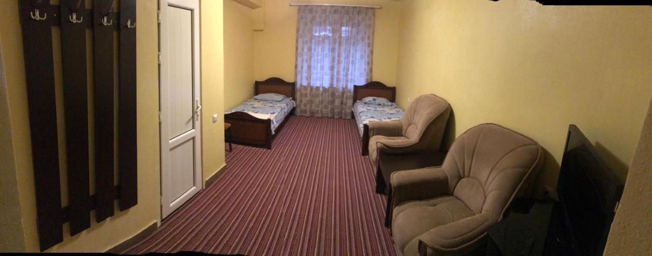 Best Hostel Republic Square Erivan Dış mekan fotoğraf