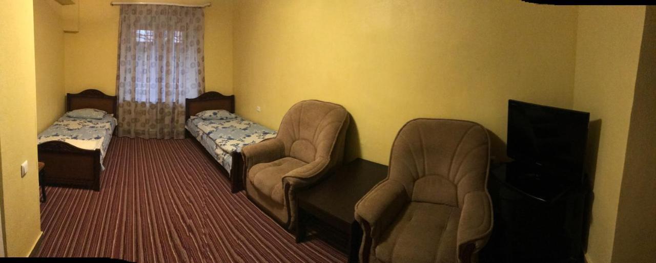 Best Hostel Republic Square Erivan Dış mekan fotoğraf