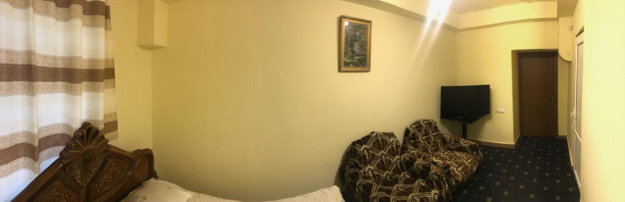 Best Hostel Republic Square Erivan Dış mekan fotoğraf