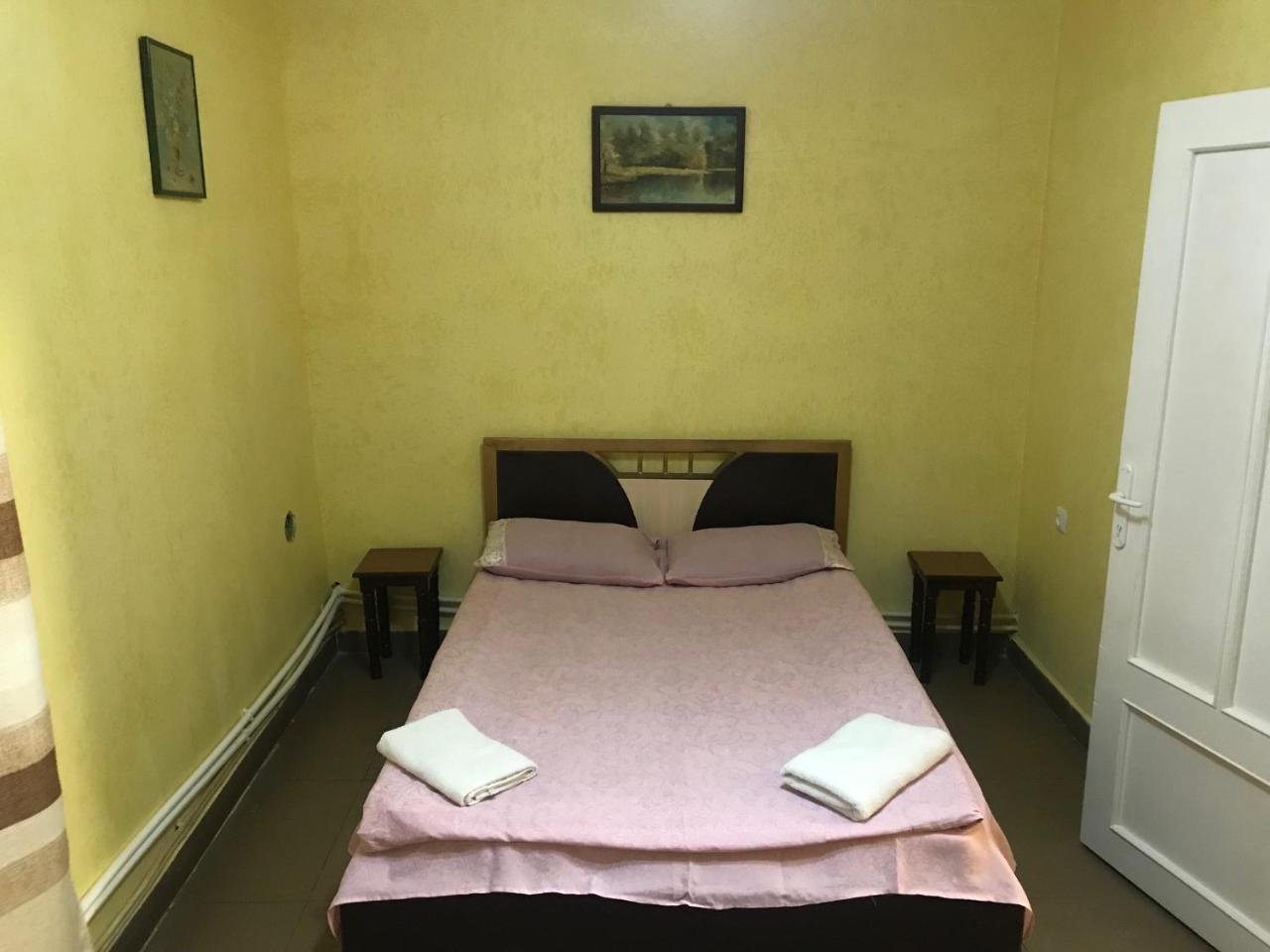 Best Hostel Republic Square Erivan Dış mekan fotoğraf
